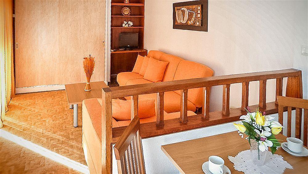 Zina Hotel Apartments Athén Kültér fotó