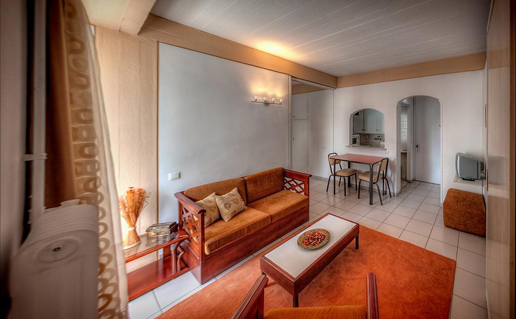 Zina Hotel Apartments Athén Szoba fotó